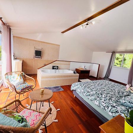 Chez Madame Fabienne Apartman Sainte-Suzanne Kültér fotó