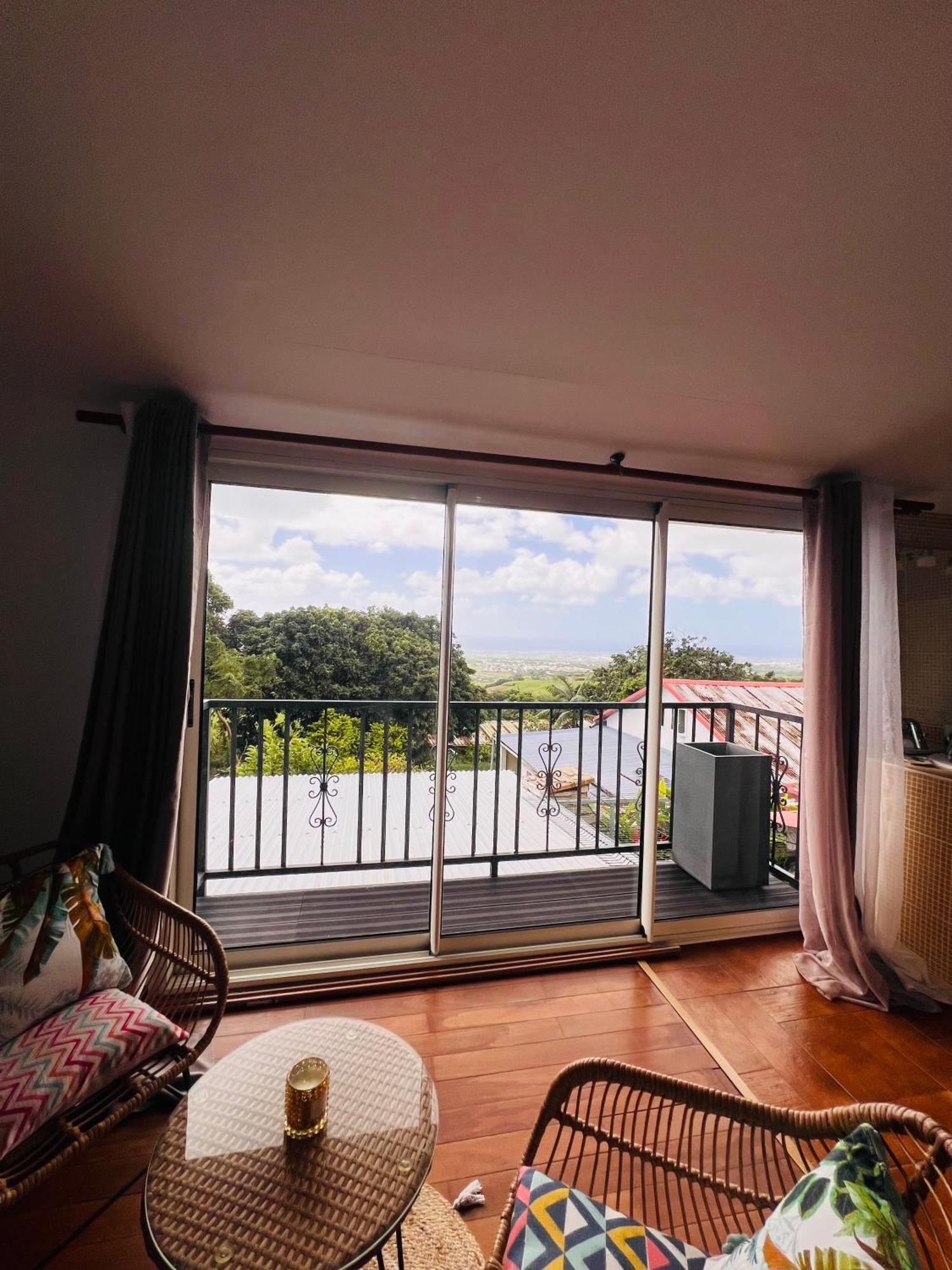 Chez Madame Fabienne Apartman Sainte-Suzanne Kültér fotó